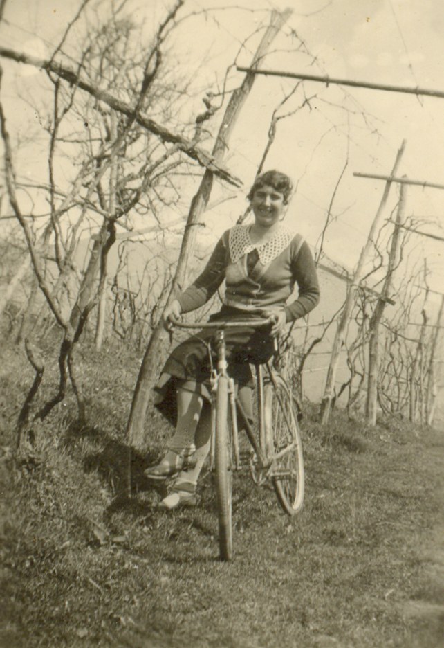 Una vatarota in bicicletta