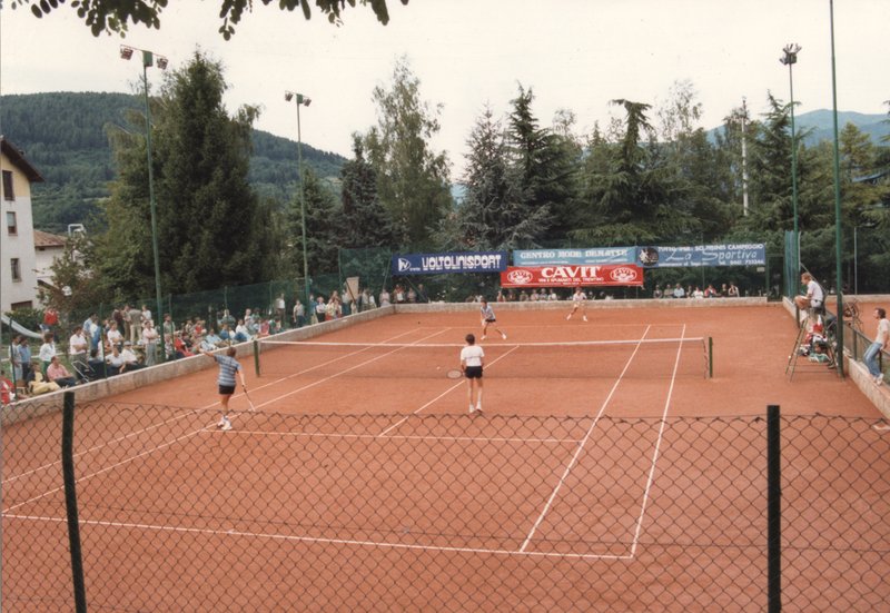 Torneo doppio di tennis