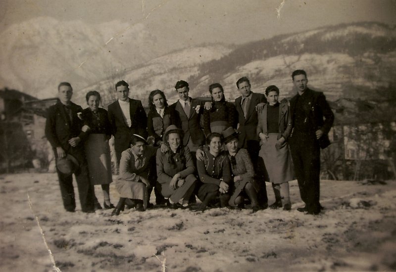 Foto di gruppo con signore